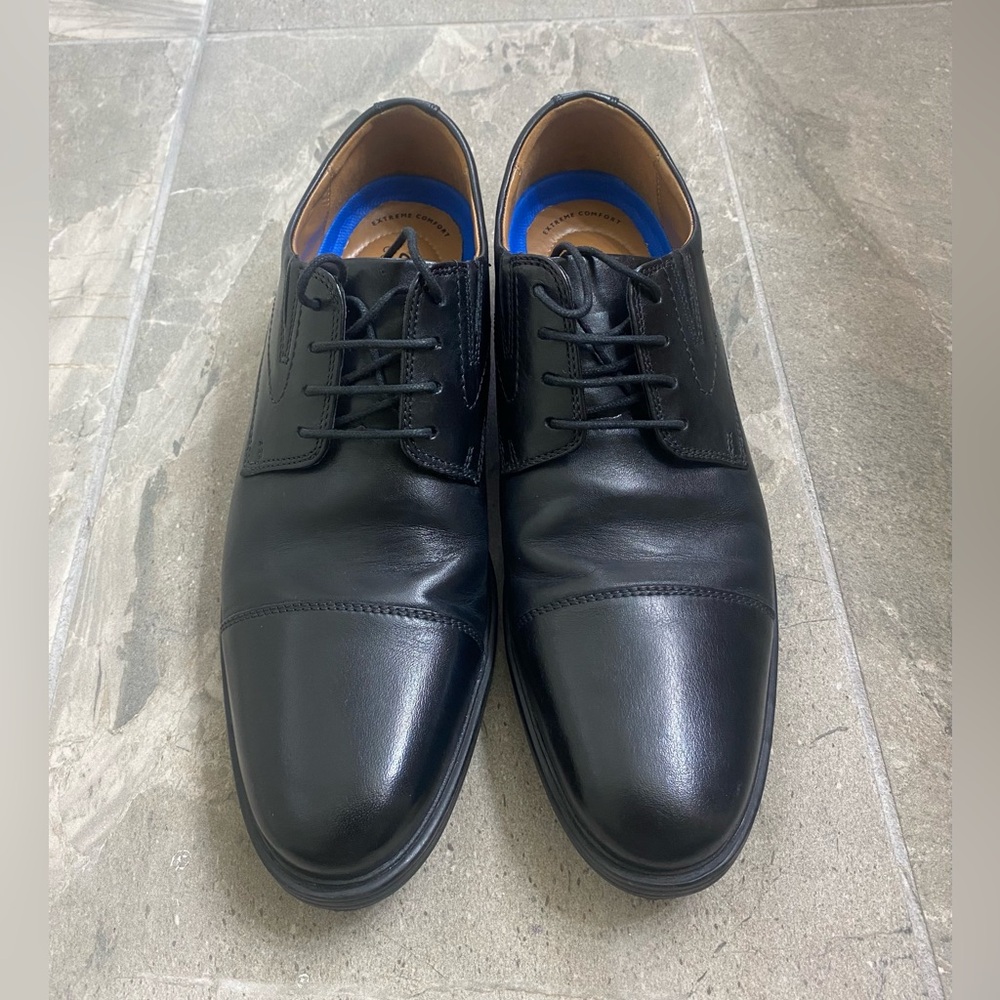 Clarks Black Leather Cap-Toe Derby Shoes